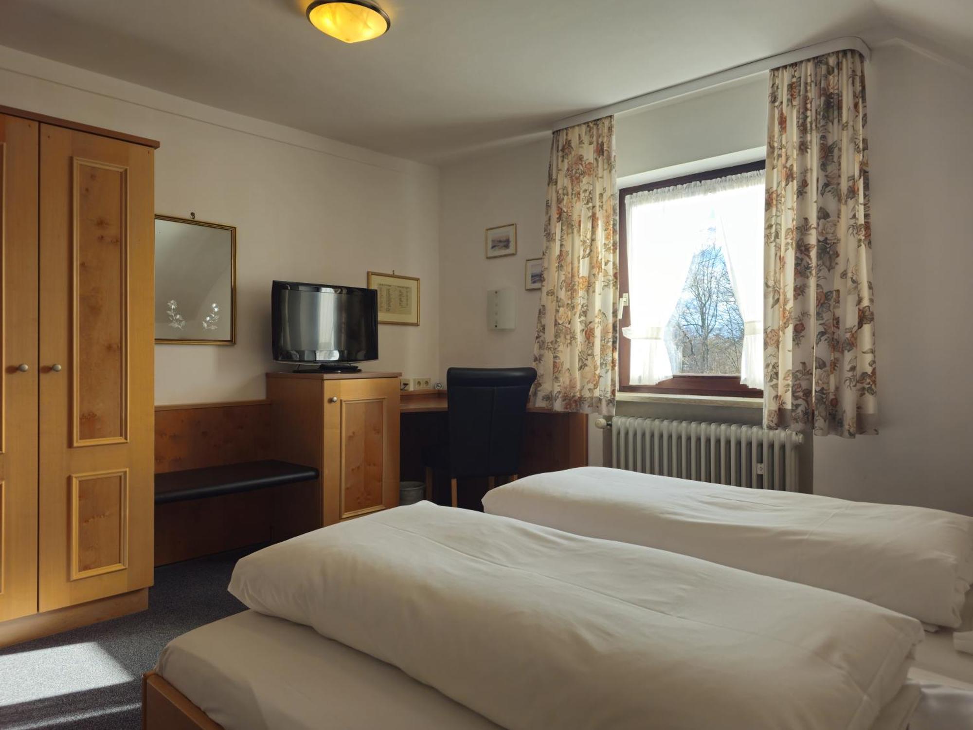Arrivel Am Bergson - Bisher Hotel Neuner Münih Dış mekan fotoğraf