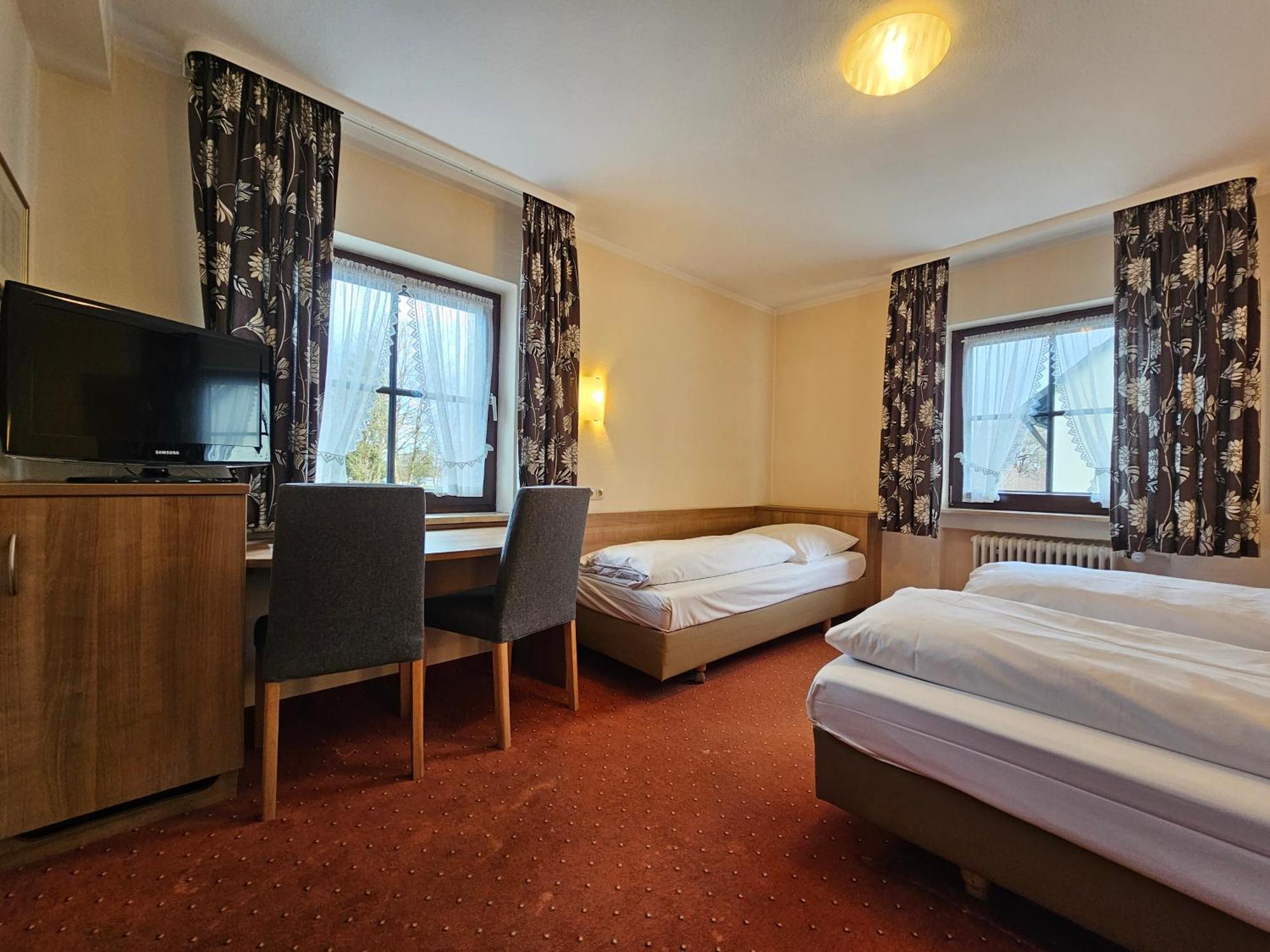 Arrivel Am Bergson - Bisher Hotel Neuner Münih Dış mekan fotoğraf