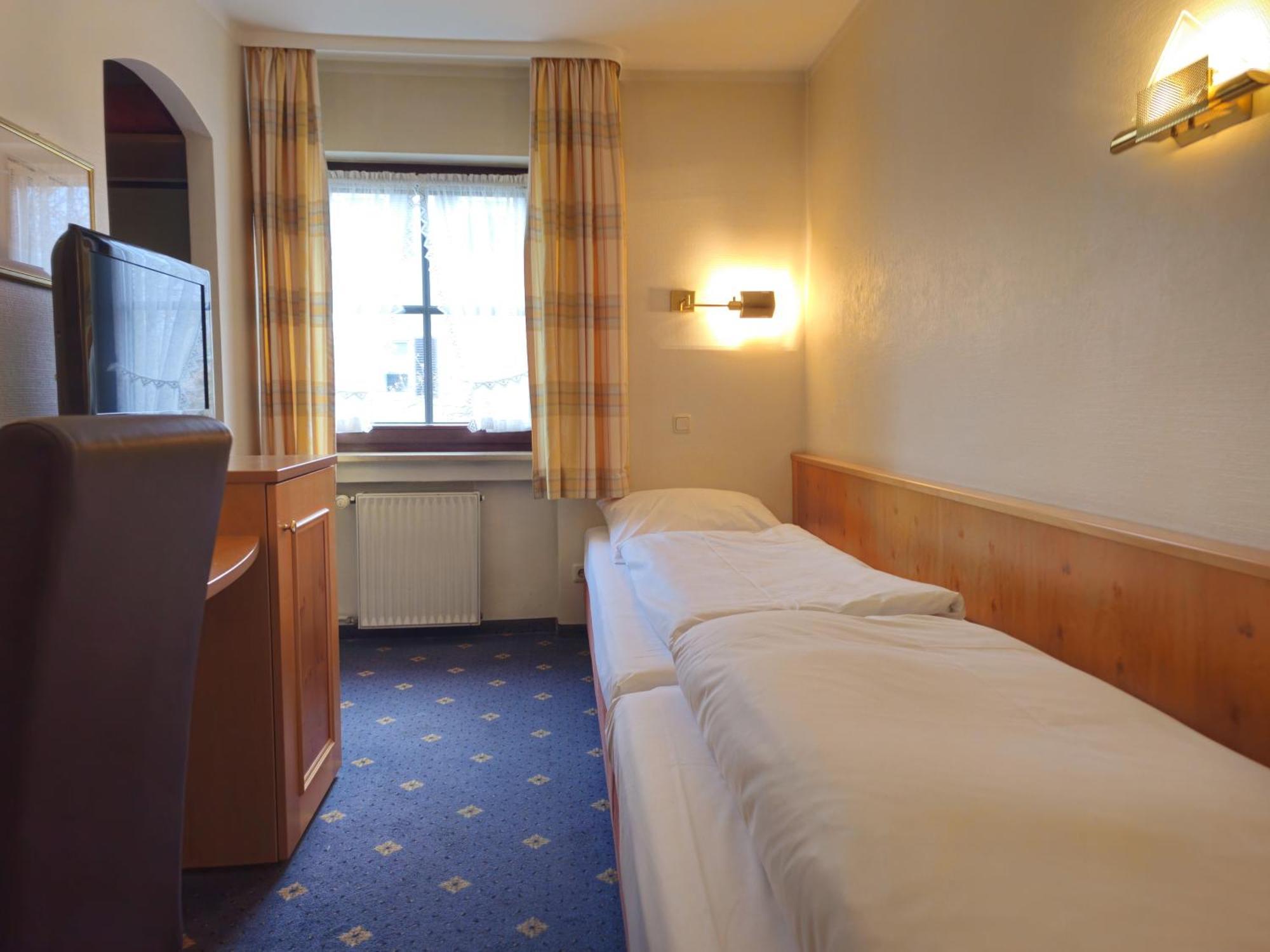 Arrivel Am Bergson - Bisher Hotel Neuner Münih Dış mekan fotoğraf