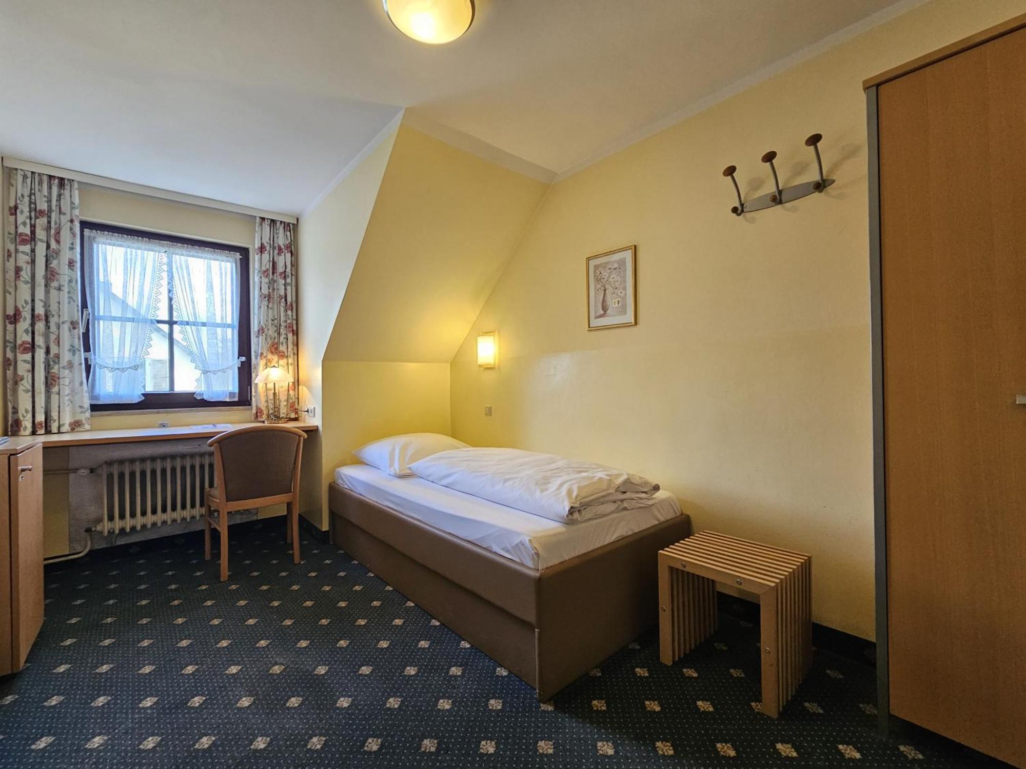 Arrivel Am Bergson - Bisher Hotel Neuner Münih Dış mekan fotoğraf